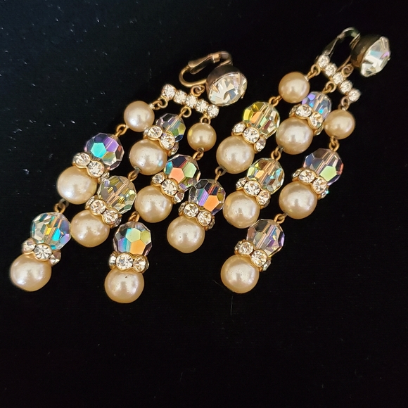 EARLY Vogue Chandalier Earrings Faux Pearl AB Rondell 3 Inch Clip-ons 1940's - Picture 1 of 10